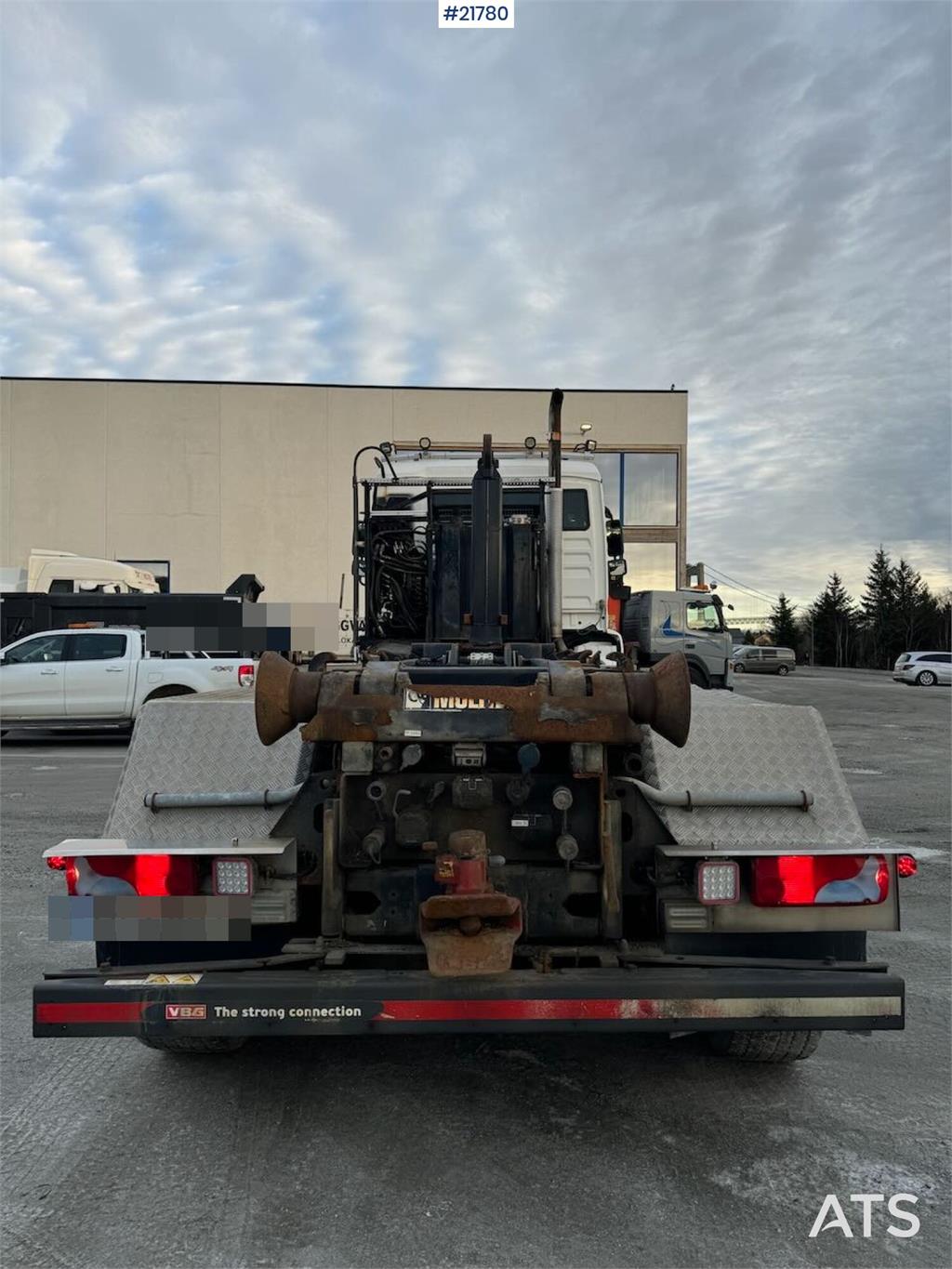 MAN TGS 28.480 6x4 – Hook lift truck with snow plow se