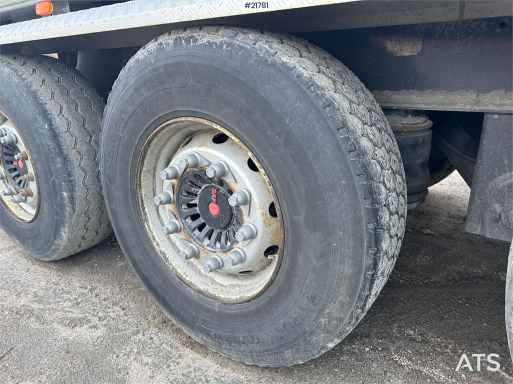 Istrail Triple Axle Trailer