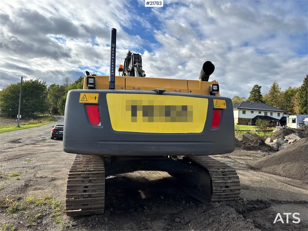 Volvo EC250 w/ Rototilt, GPS and 2 buckets.
