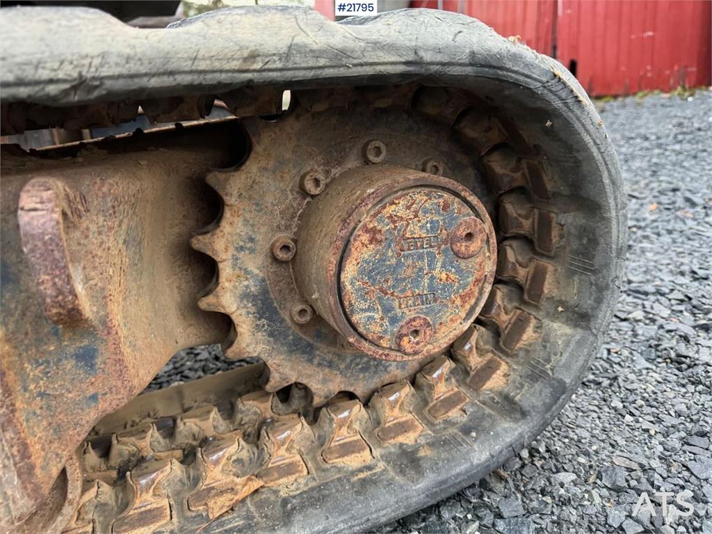 Kubota U17-3a Mini Excavator with 4 Buckets, Ripper, and