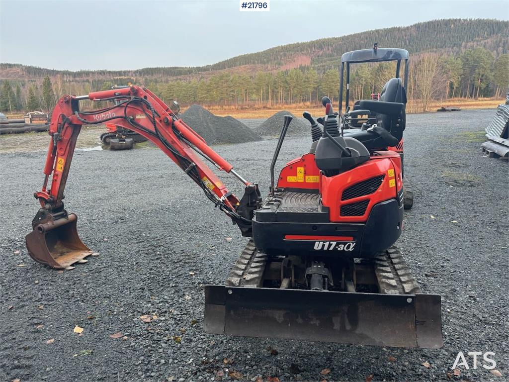Kubota U17-3a Mini Excavator with Grading Bucket – Custom