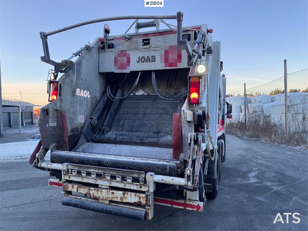 Volvo FM460 6x2 compactor truck with Joab 1 chamber