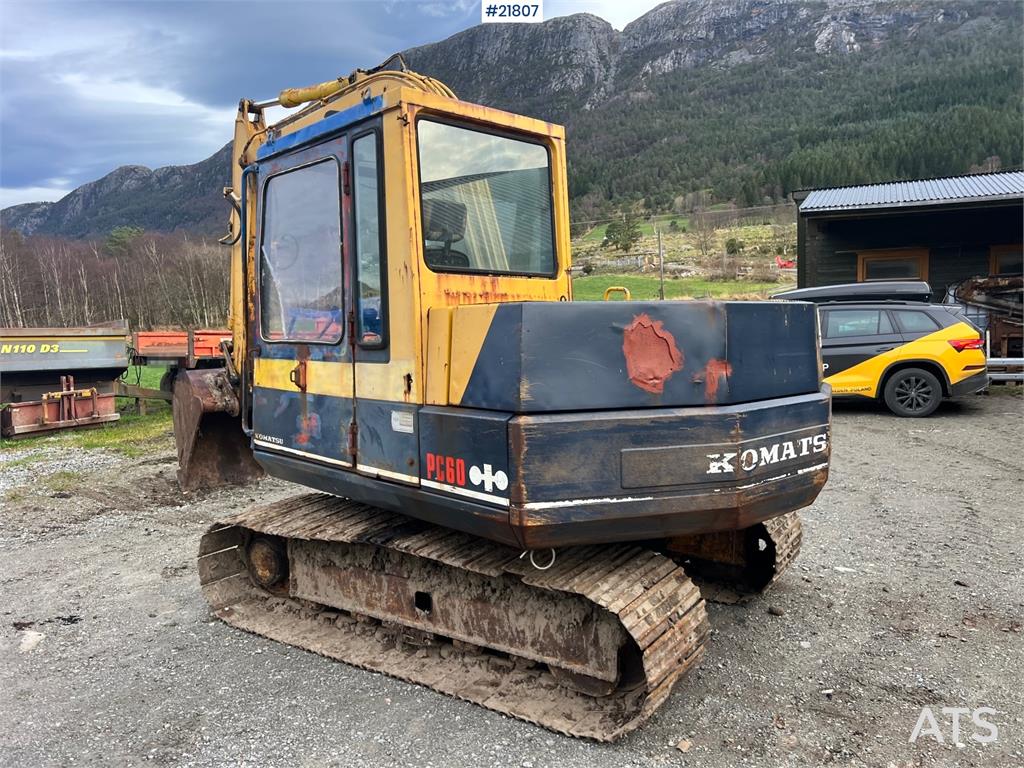 Komatsu PC60-5