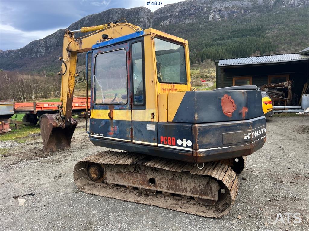 Komatsu PC60-5