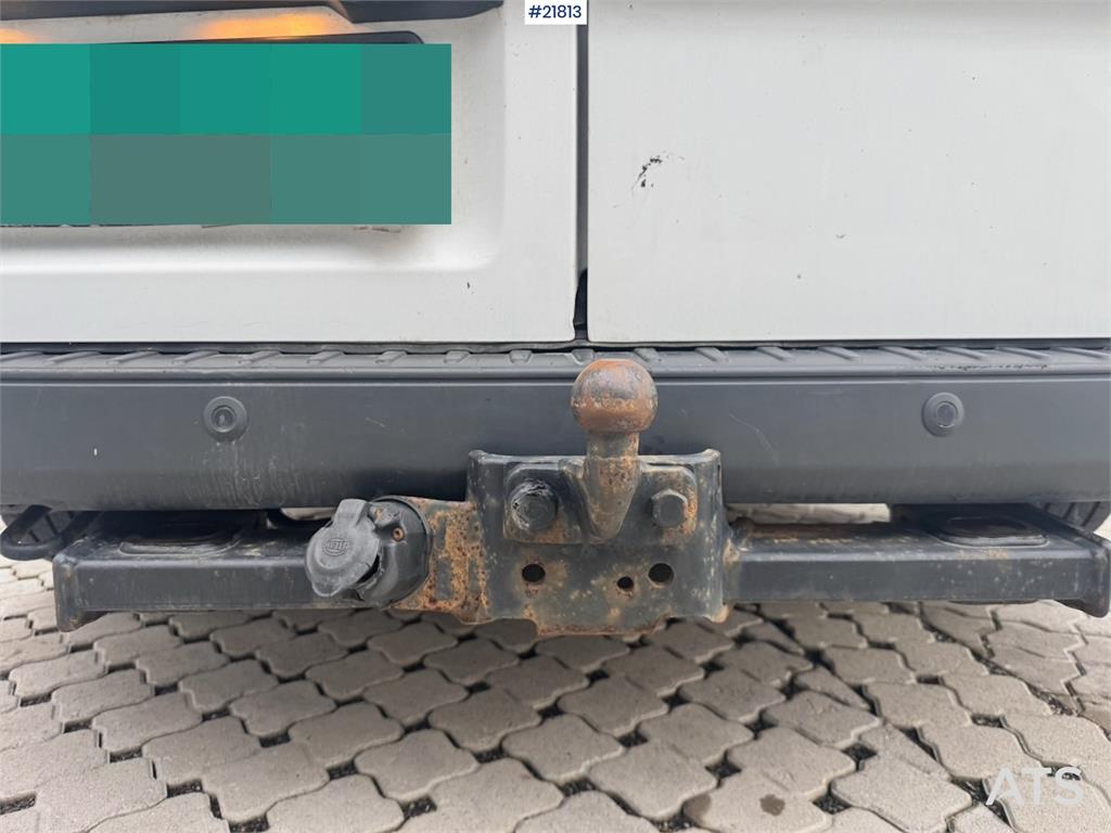 Ford Transit 4x2 Van with 2 Sets of Tires