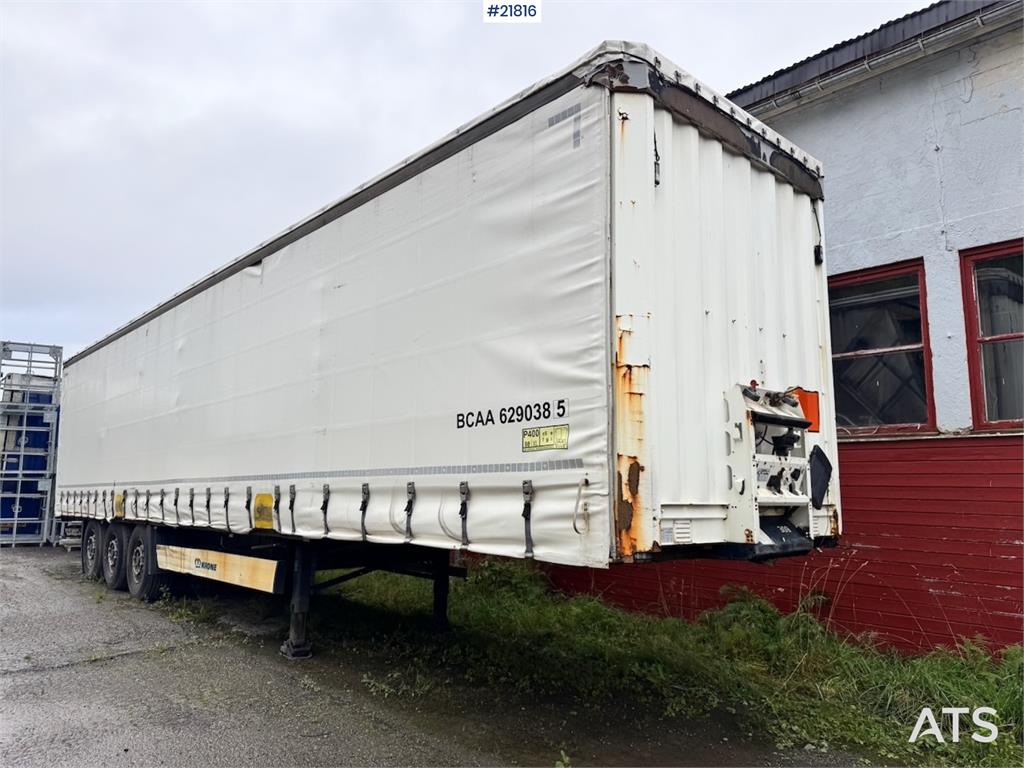Krone Curtain-Side Trailer