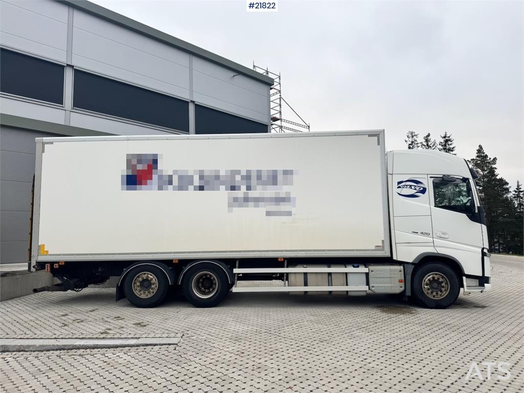 Volvo FH420 6x2 box truck. EU-approved. WATCH VIDEO
