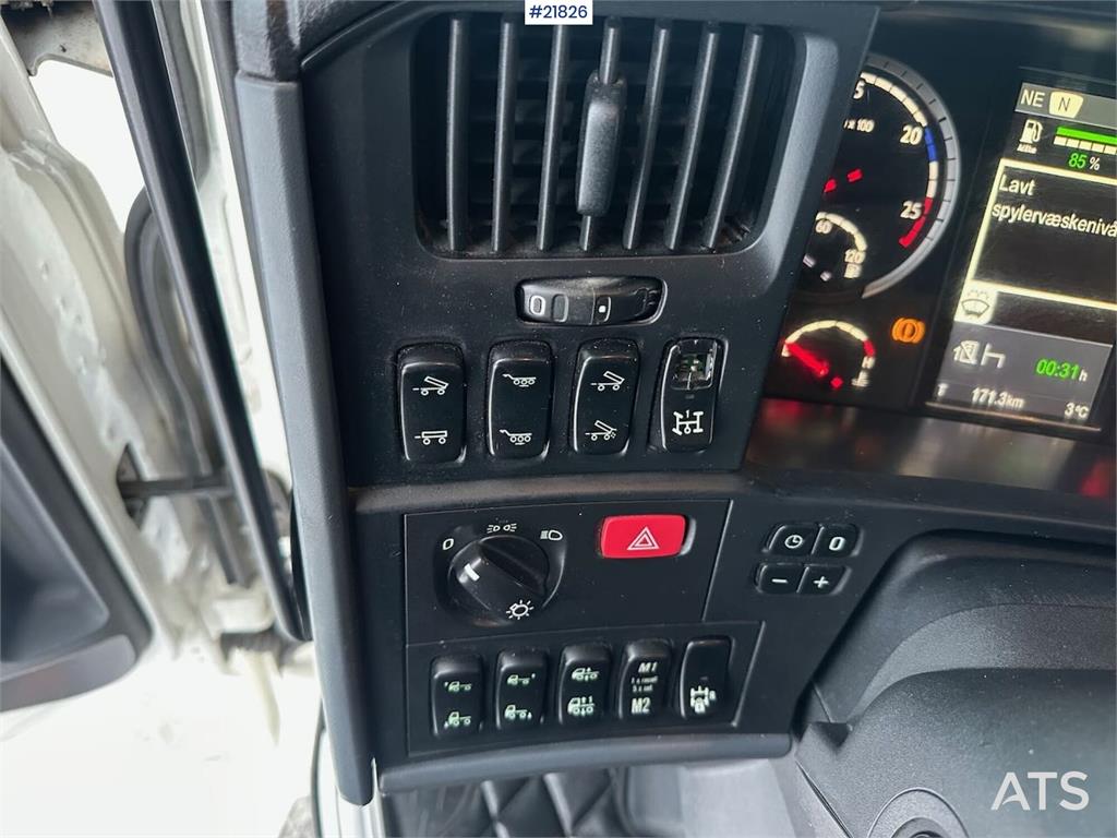 Scania R730 6x2 tractor unit w/ hydraulics. WATCH VIDEO.