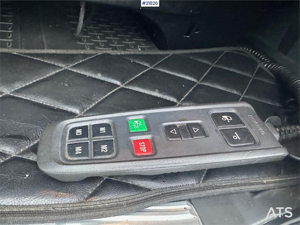 Scania R730 6x2 tractor unit w/ hydraulics. WATCH VIDEO.