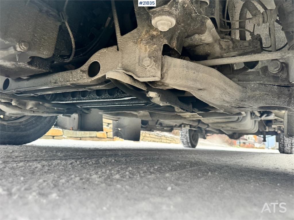 Mercedes-Benz Sprinter 316 Minibus – 9 seats and wheelchair ramp