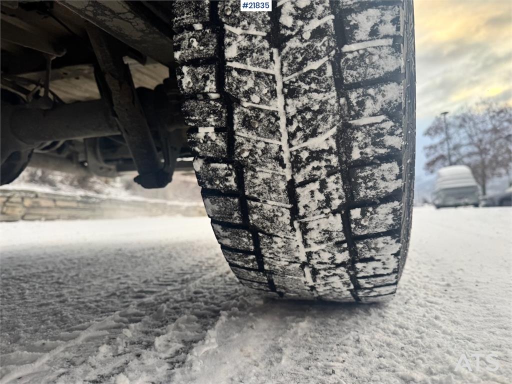 Mercedes-Benz Sprinter 316 Minibus – 9 seats and wheelchair ramp