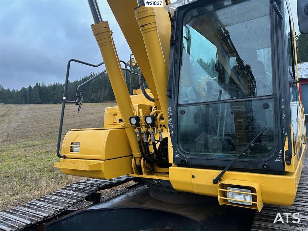 Komatsu PC240LC-11E0 crawler excavator with Rototilt and g