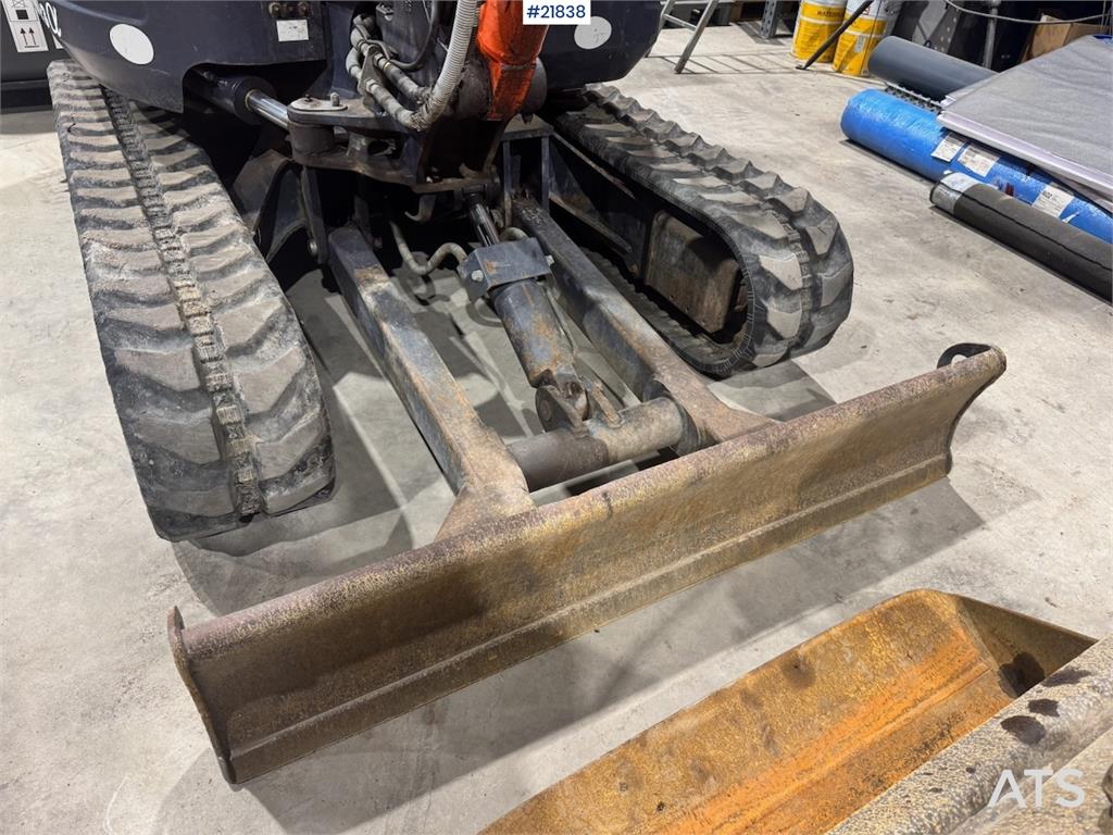 Kubota KX101-3 Mini Excavator w/ Bucket and Grab