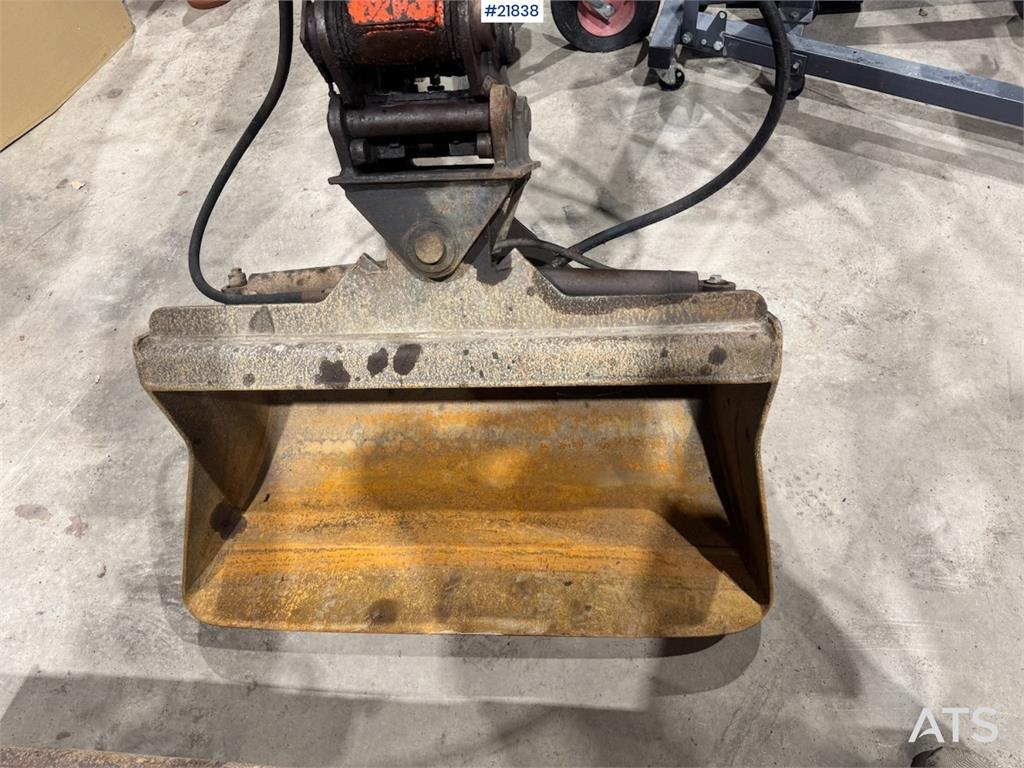 Kubota KX101-3 Mini Excavator w/ Bucket and Grab