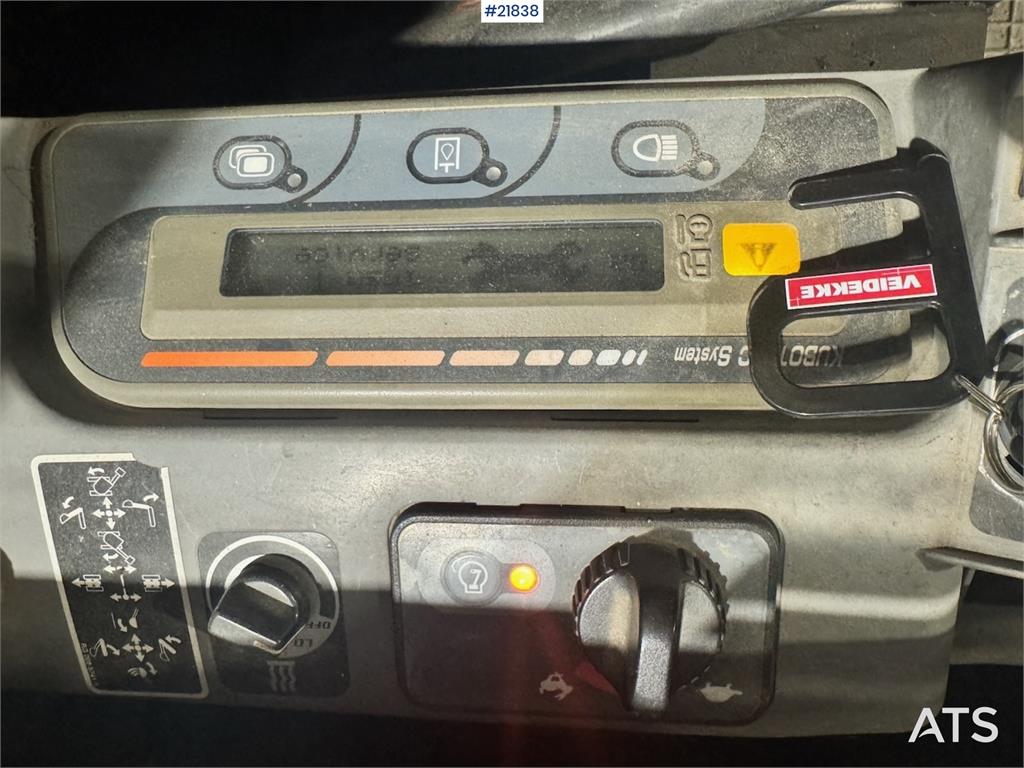 Kubota KX101-3 Mini Excavator w/ Bucket and Grab