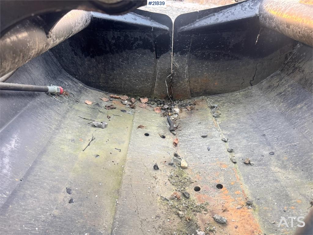 [Other] Gusella Bakker Grab