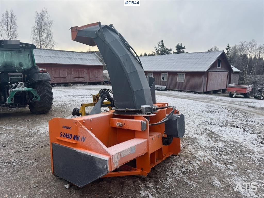 Epoke S2450 Snow Blower