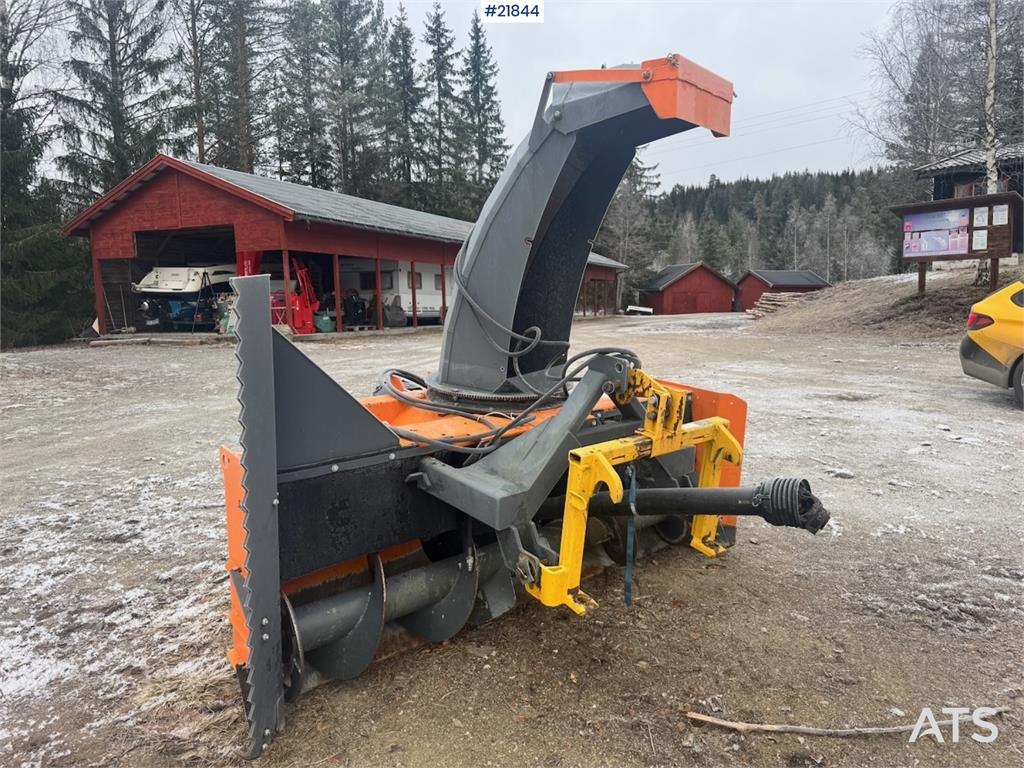 Epoke S2450 Snow Blower
