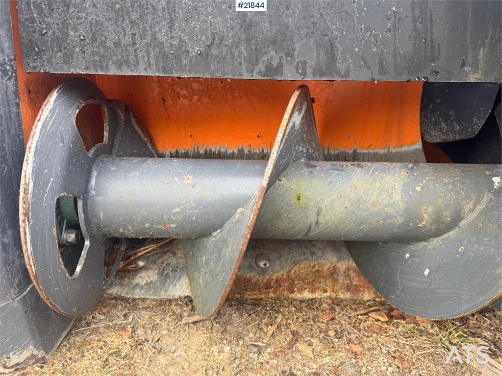 Epoke S2450 Snow Blower