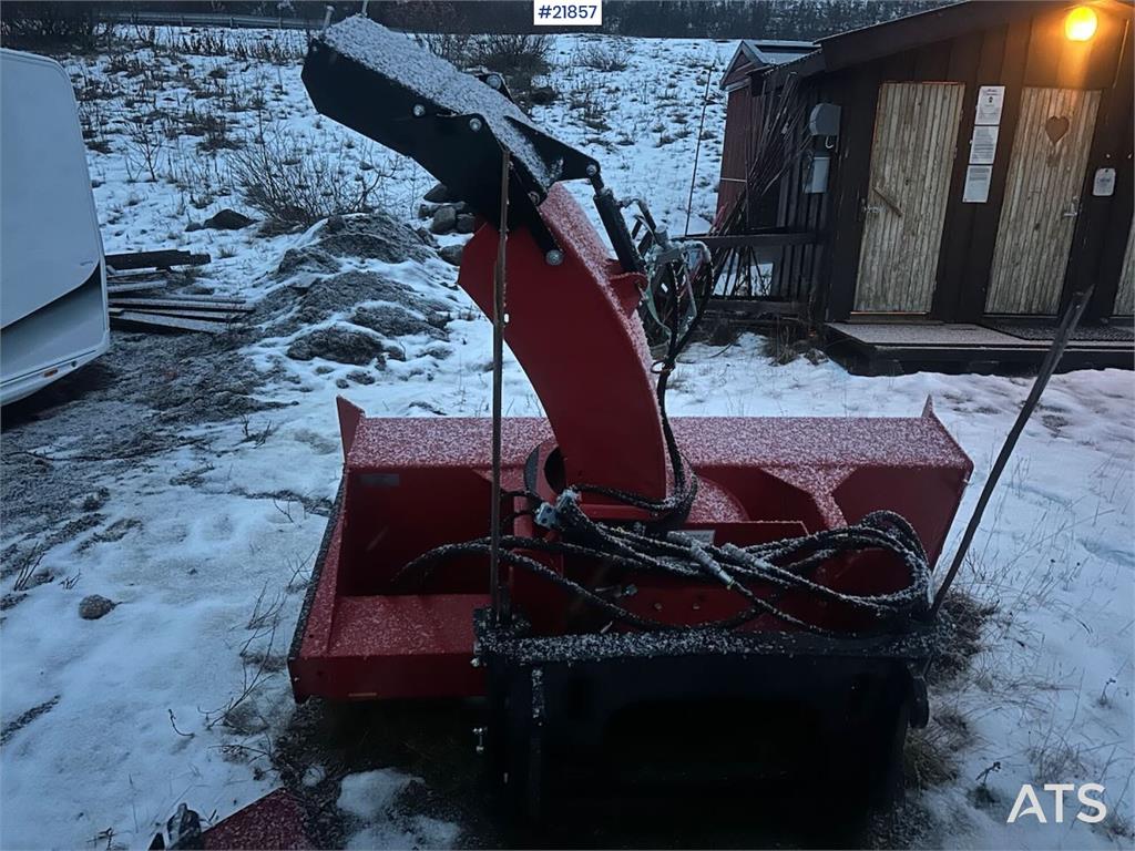 Tokvam 220H snow blower. Slightly used.
