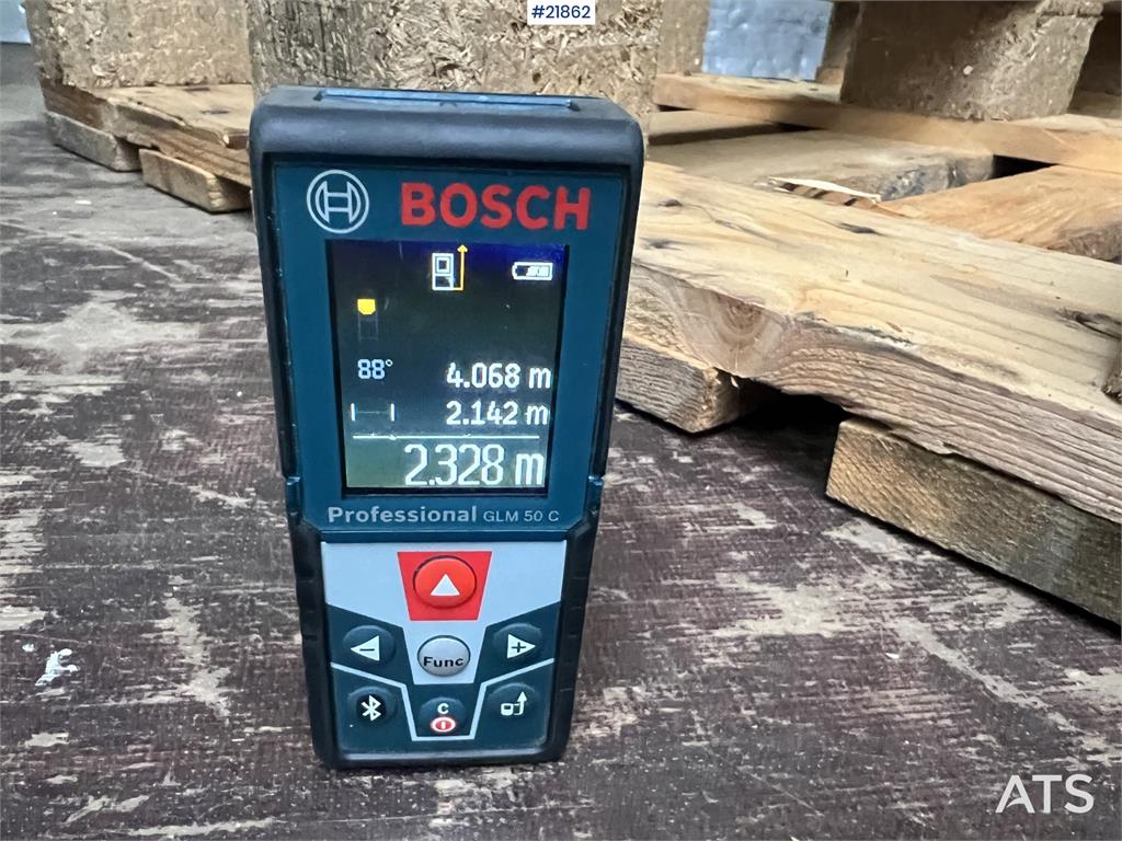 Iveco Daily box van w/ lift