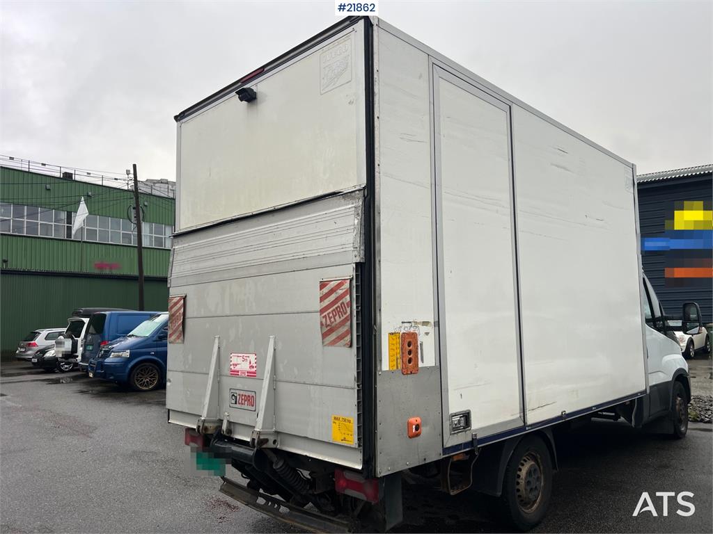 Iveco Daily box van w/ lift