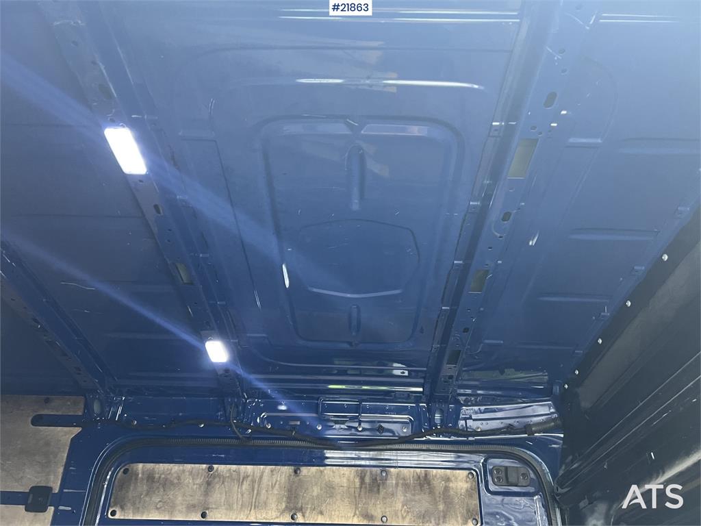 Volkswagen Crafter Van