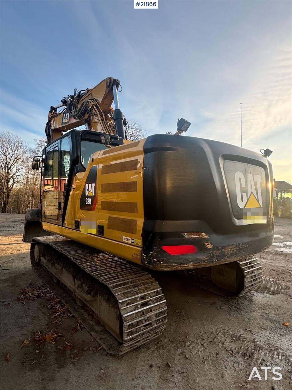 CAT 320