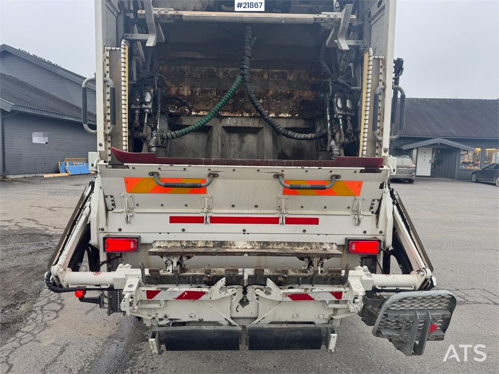 Scania P370 Waste Collection Truck with Washing System WA