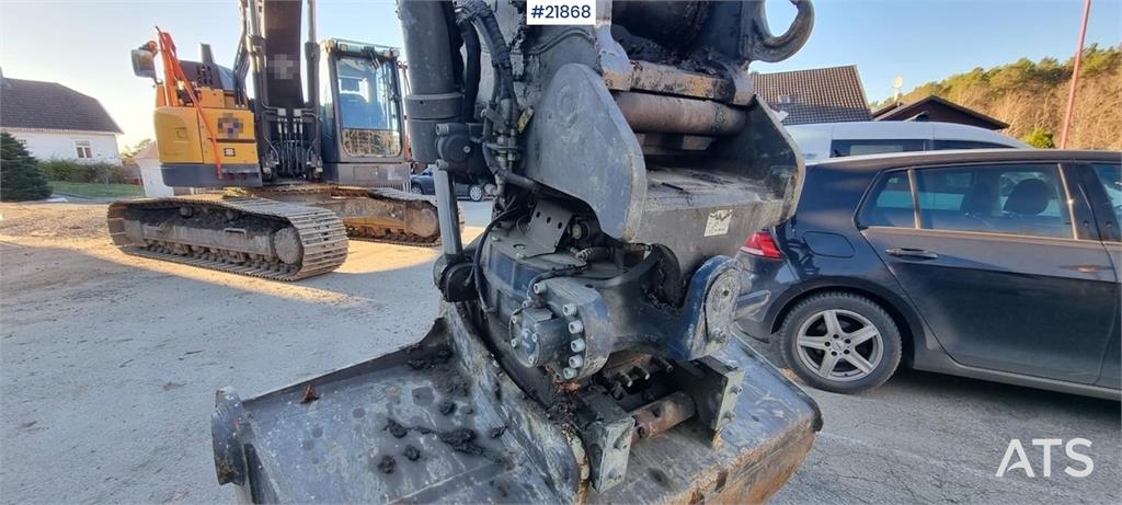 Volvo ECR235 EL excavator w/ digging bucket, sanding buc