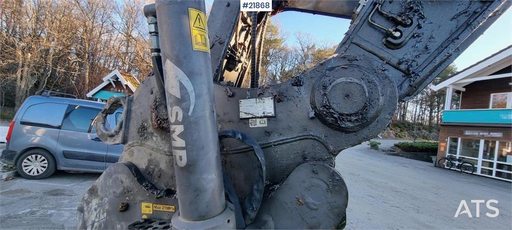 Volvo ECR235 EL excavator w/ digging bucket, sanding buc