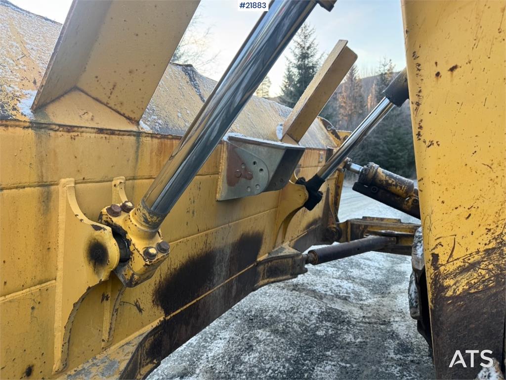 Komatsu D65PX-15 Dozer WATCH VIDEO