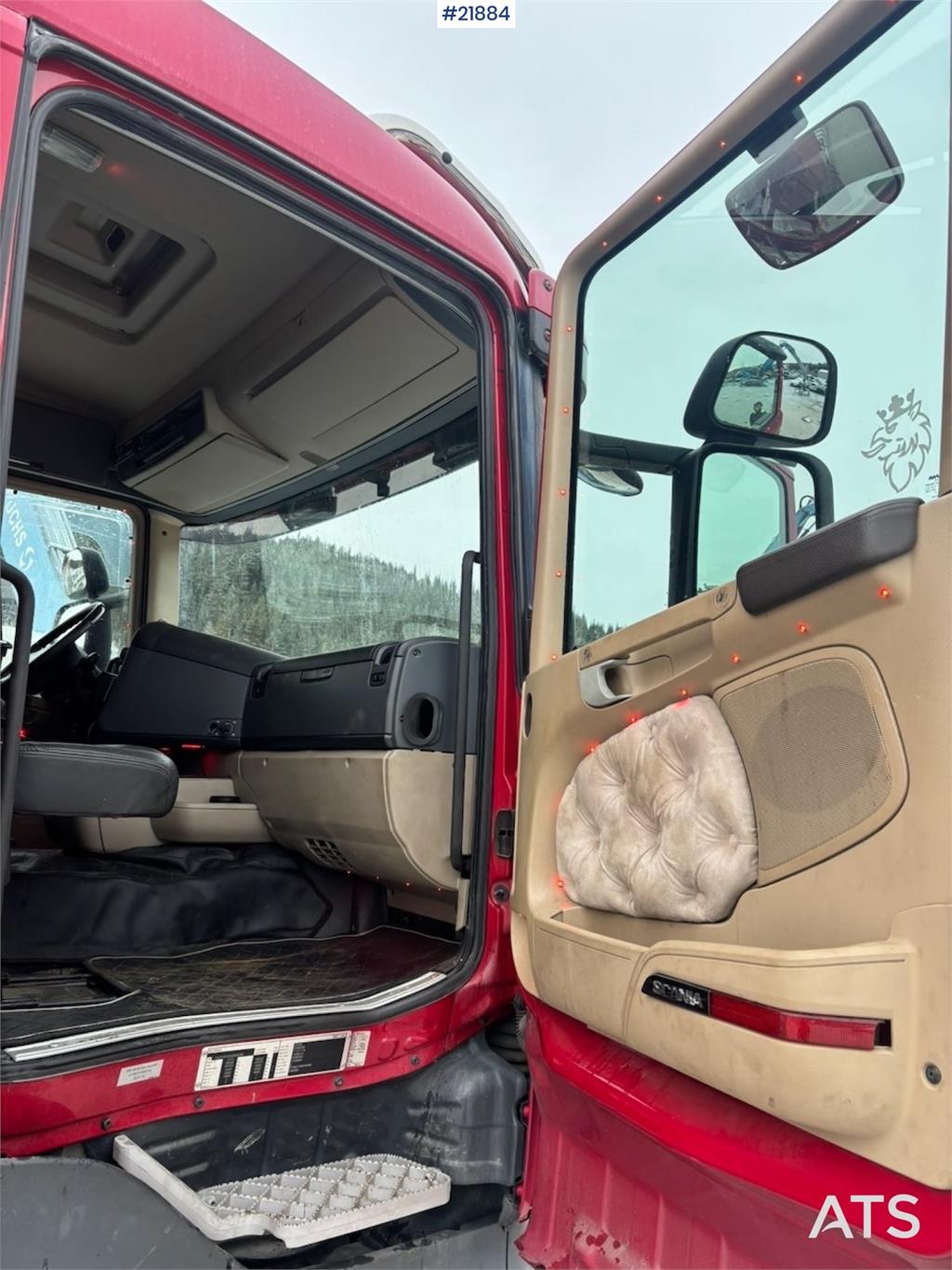 Scania R620 6x4 Hook Truck. Delivered with a valid EU ins