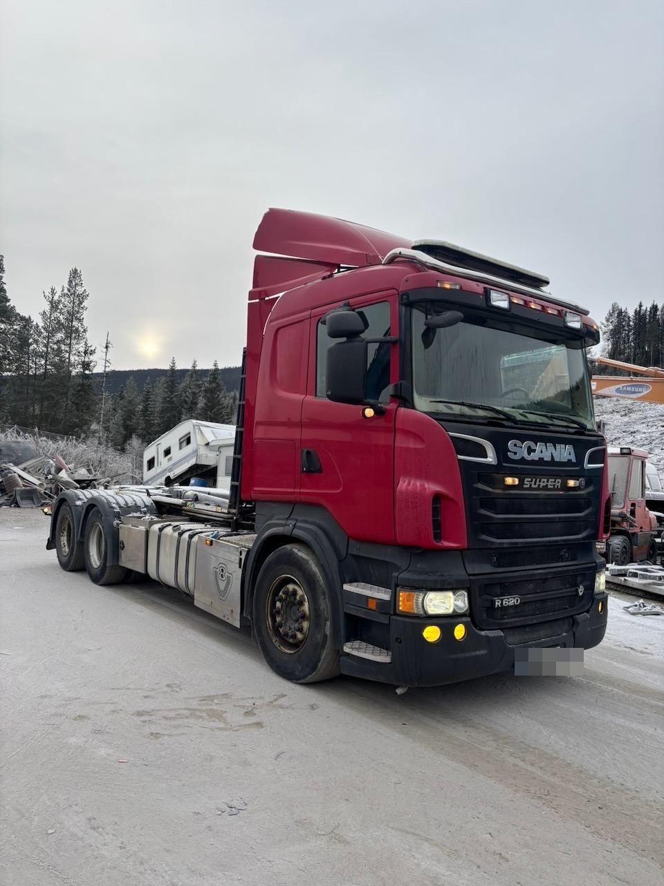 Scania R620 6x4 Hook Truck. Delivered with a valid EU ins