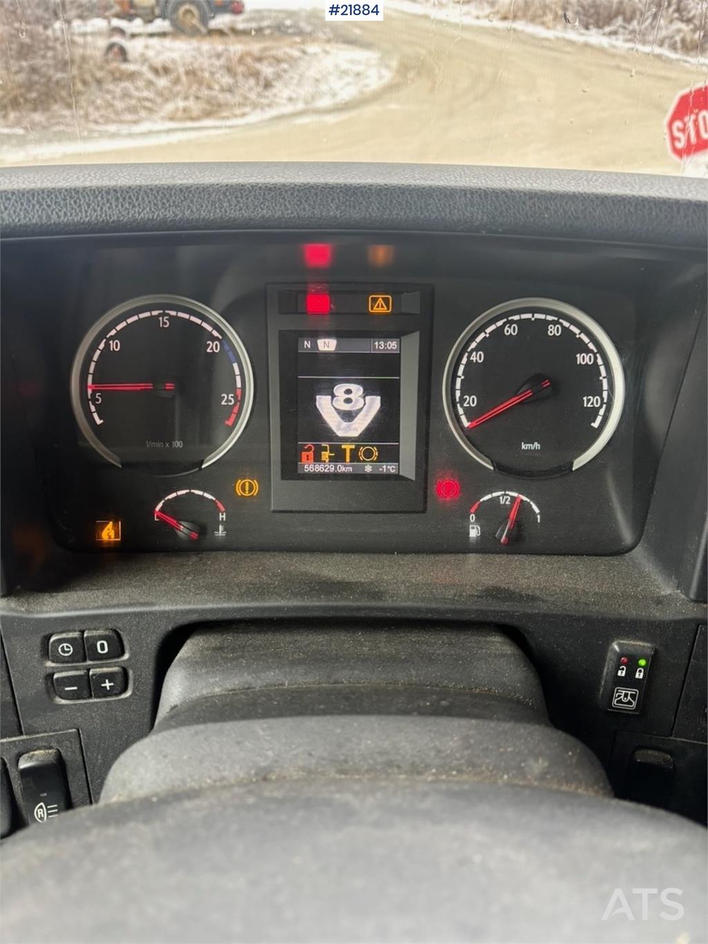 Scania R620 6x4 Hook Truck. Delivered with a valid EU ins