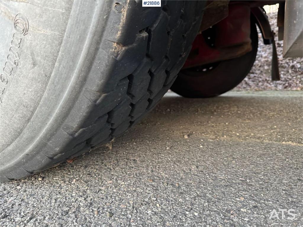 Istrail 3-axle container trailer