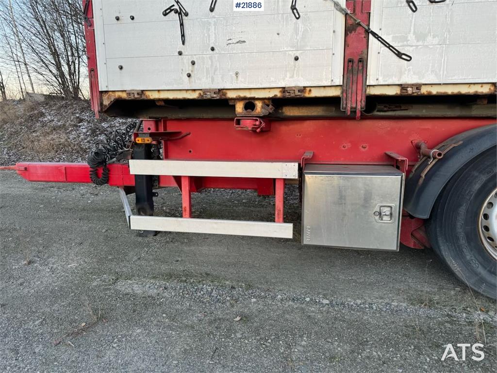 Istrail 3-axle container trailer