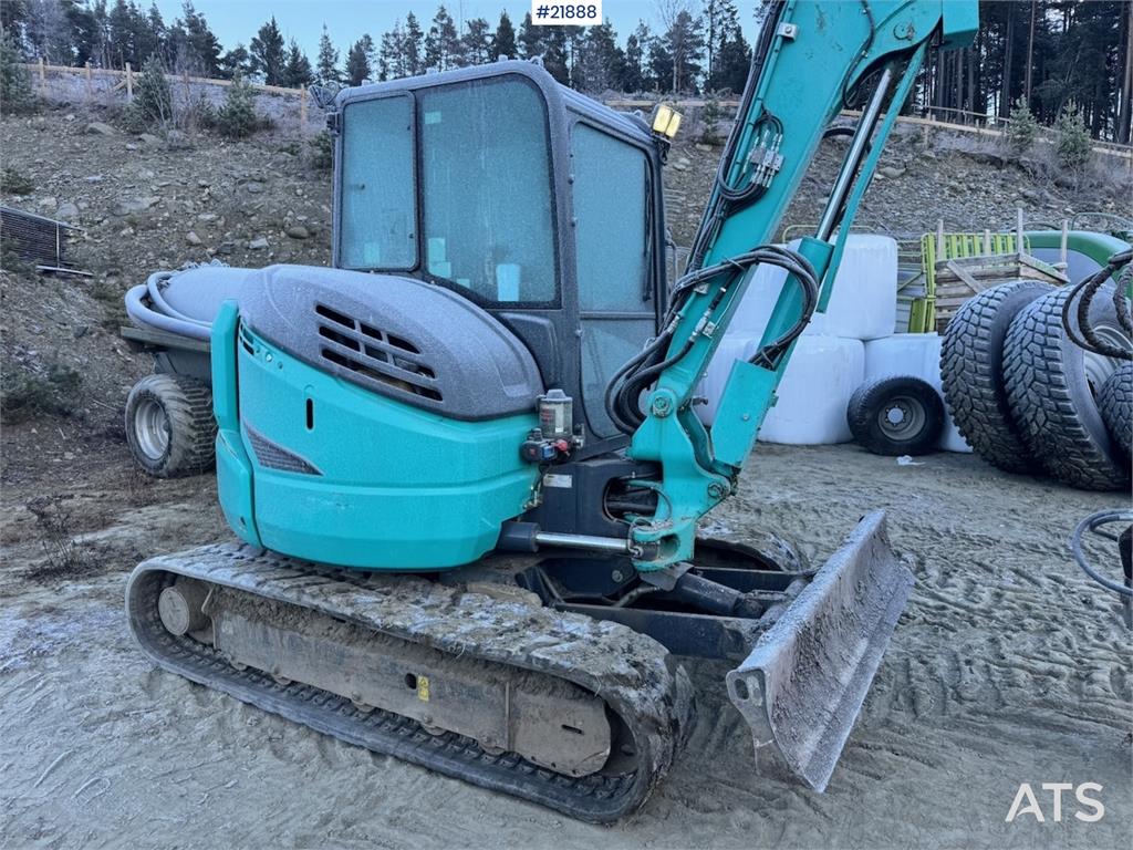 Kobelco SK55SRX-6 with Rototilt and 3 buckets. 2330 hours!