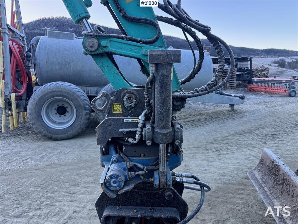 Kobelco SK55SRX-6 with Rototilt and 3 buckets. 2330 hours!