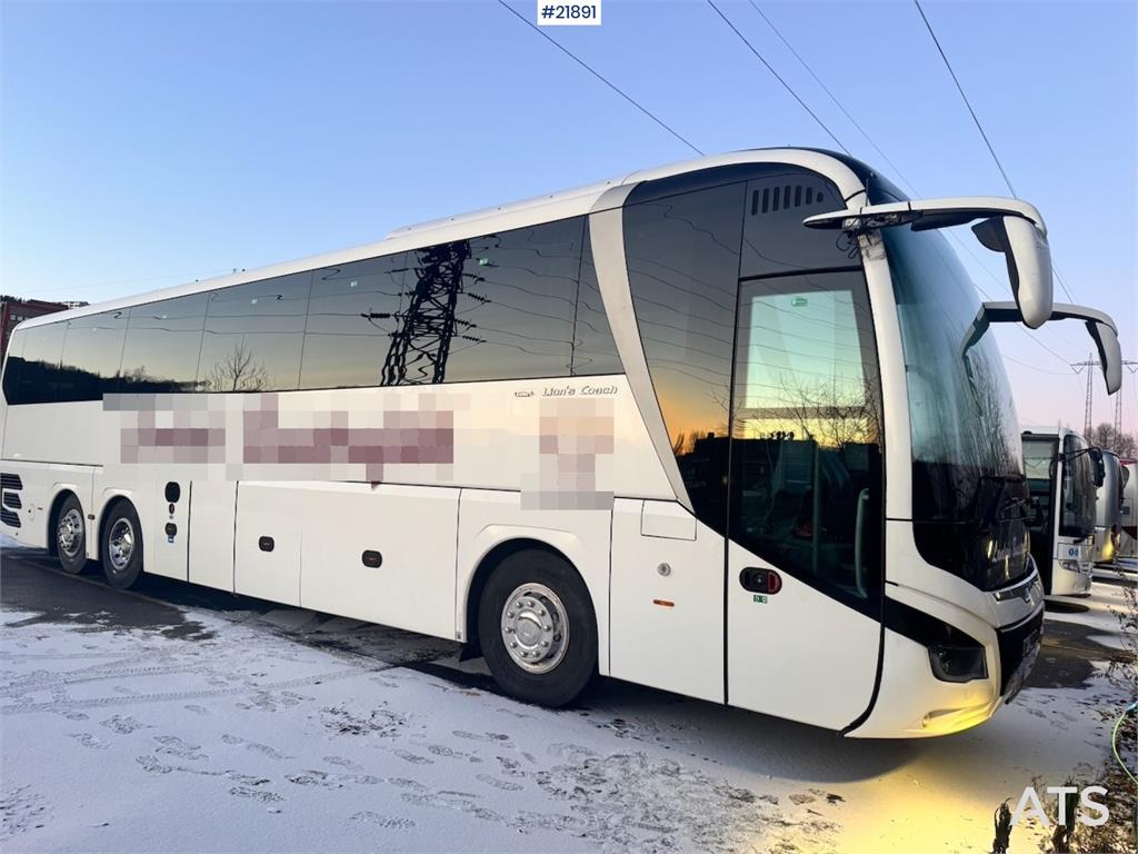 MAN Lion`s Coach Tour Bus. 55 seats!