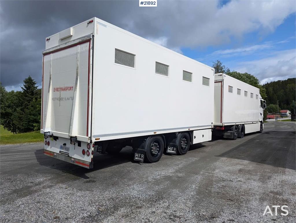 Renault 520T High 6x2 livestock truck with HFR trailer