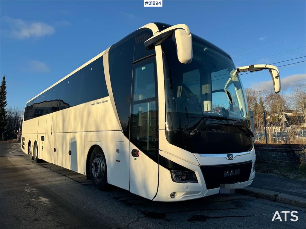 MAN Lion’s Coach 6x2 Coach Bus – 63 Seats WATCH VIDEO