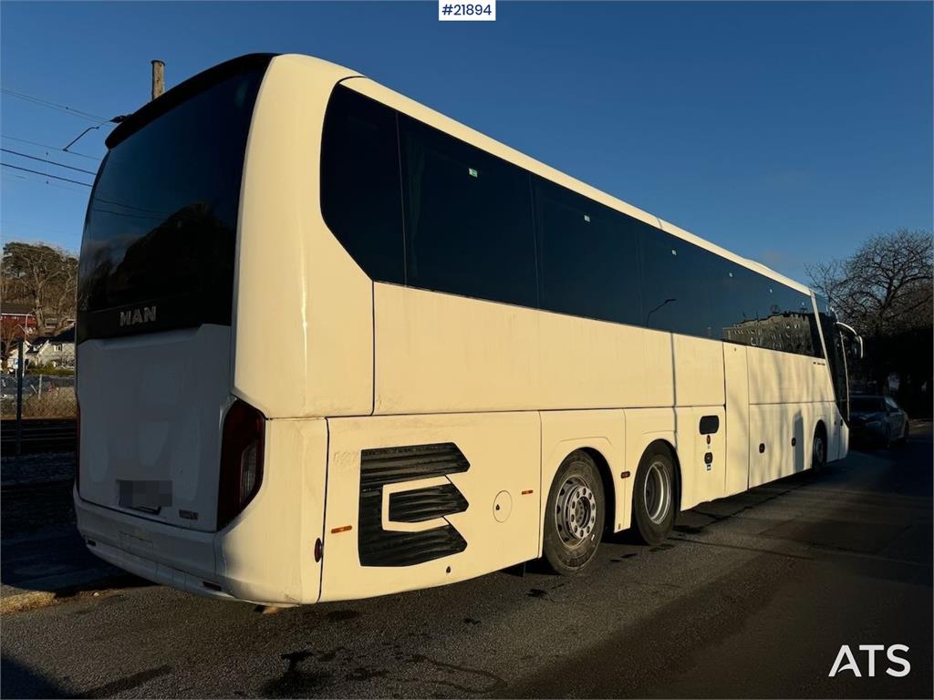 MAN Lion’s Coach 6x2 Coach Bus – 63 Seats WATCH VIDEO