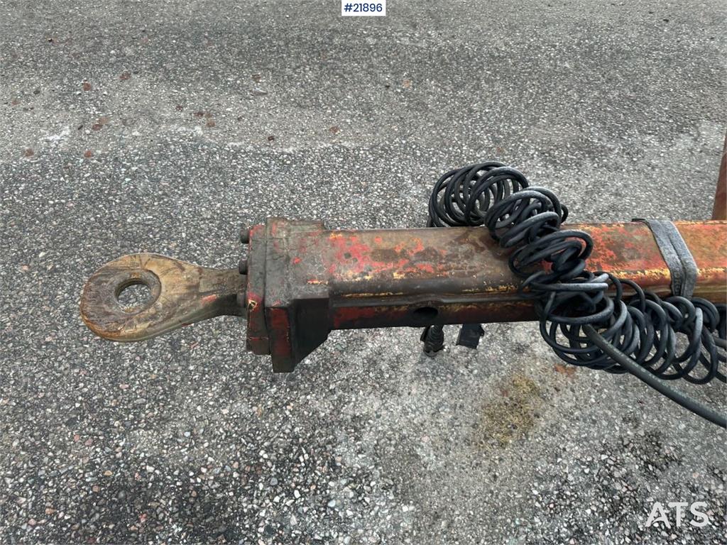 NC 3-axle machine trailer