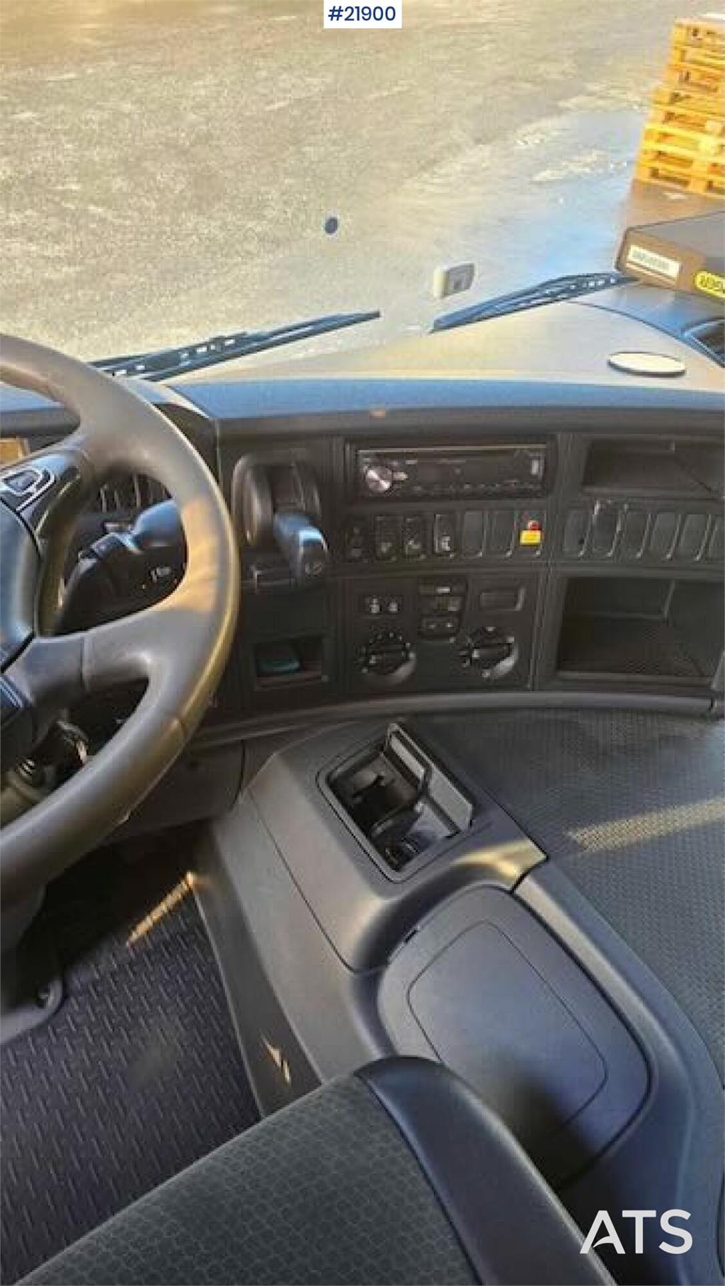 Scania P400 crane truck w/ 2017 Palfinger PK-19.001 crane