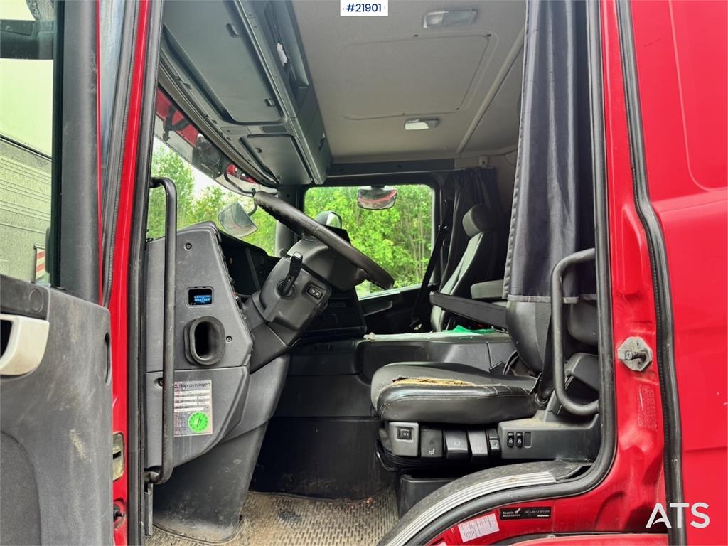 Scania P280 4x2 Box Truck w/ Long Box. Comes with new EU!