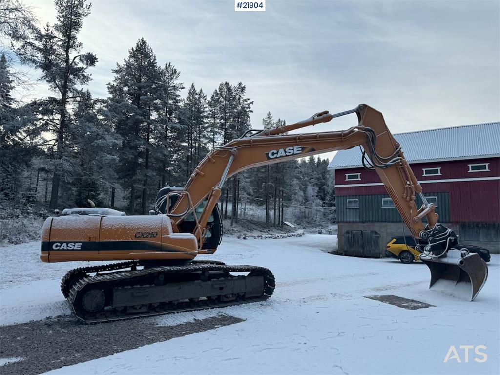 CASE CX210 Tracked Excavator w/ Tilt and Grading Bucket