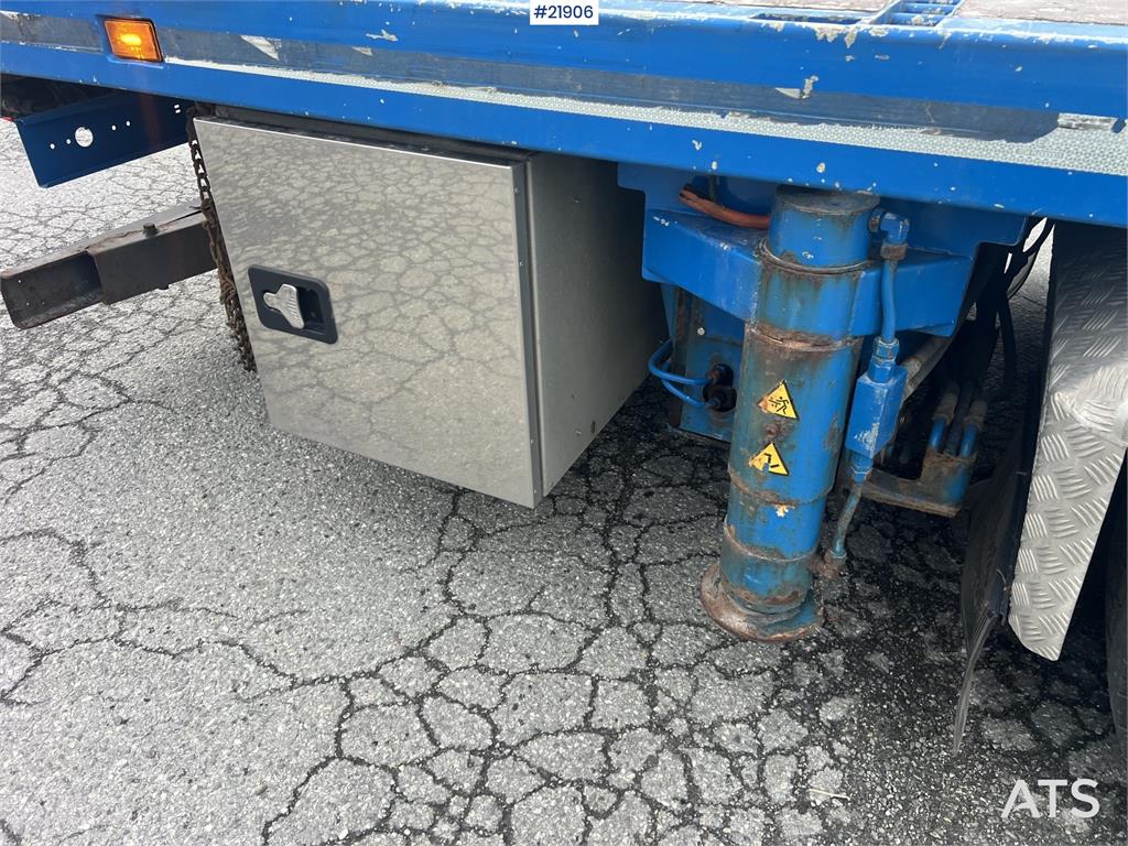 Scania R580 8x2 crane truck w/ 95t/m hmf crane, jib, winc