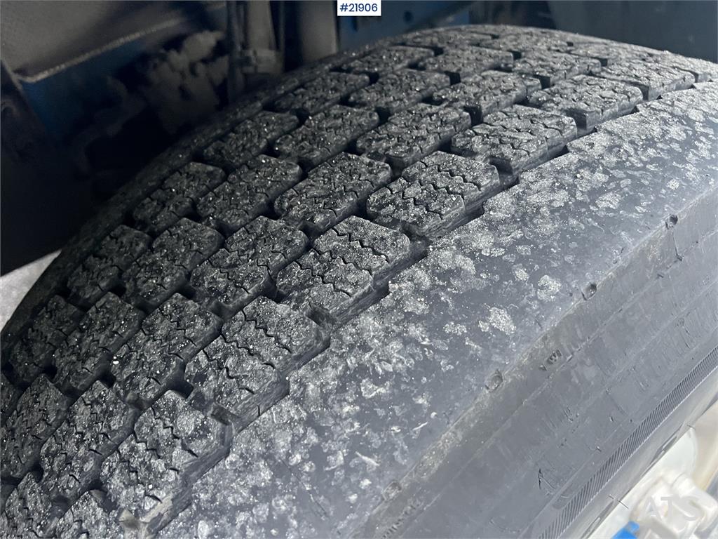 Scania R580 8x2 crane truck w/ 95t/m hmf crane, jib, winc