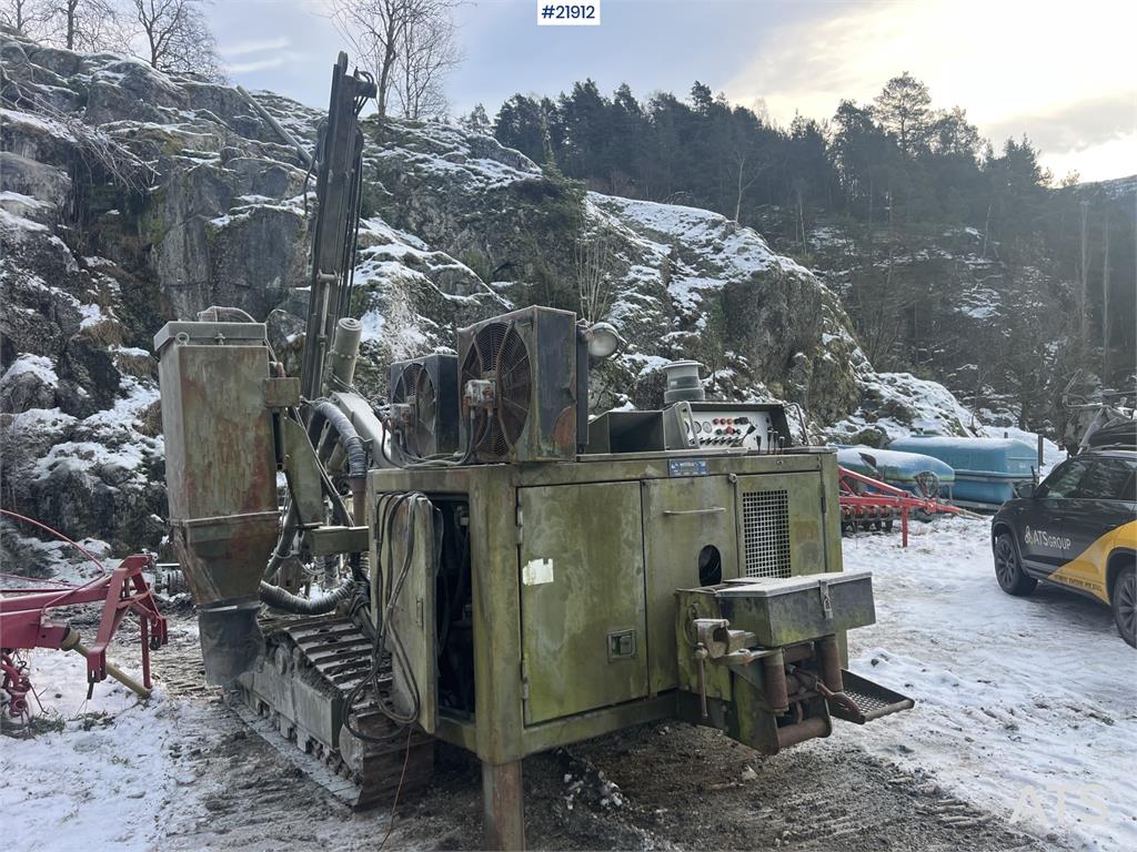 Nemek 503 TXI drilling rig w/ low hours for age